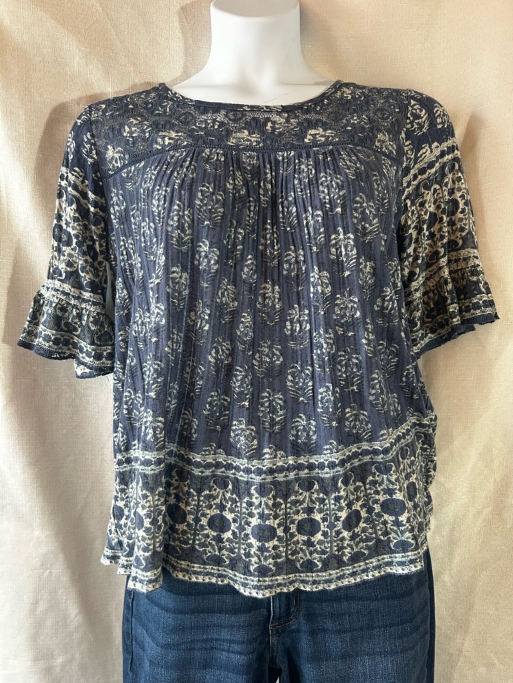 Lucky Brand Boho Floral Border Print Flutter Sleeve Blouse Navy Cream